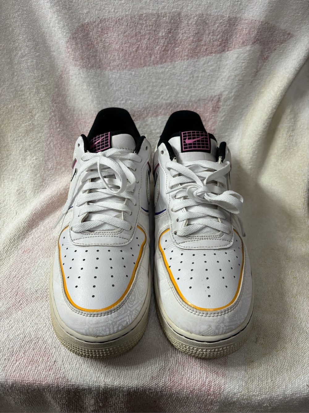 Nike Air Force 1 Low
Day of the Dead (2019) Men Sz 10.5